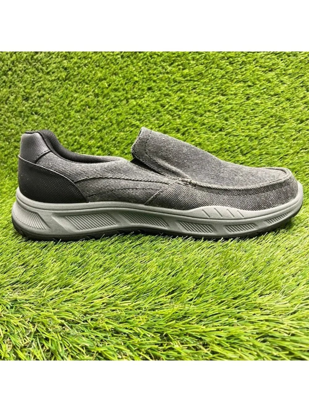Skechers Cohagen-Vierra Mens Size 13 Gray Black Athletic Slip-On Shoes Sneakers